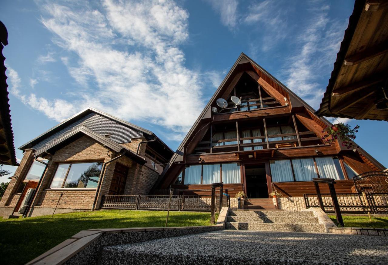 Hotel Babino Brdo Derventa エクステリア 写真
