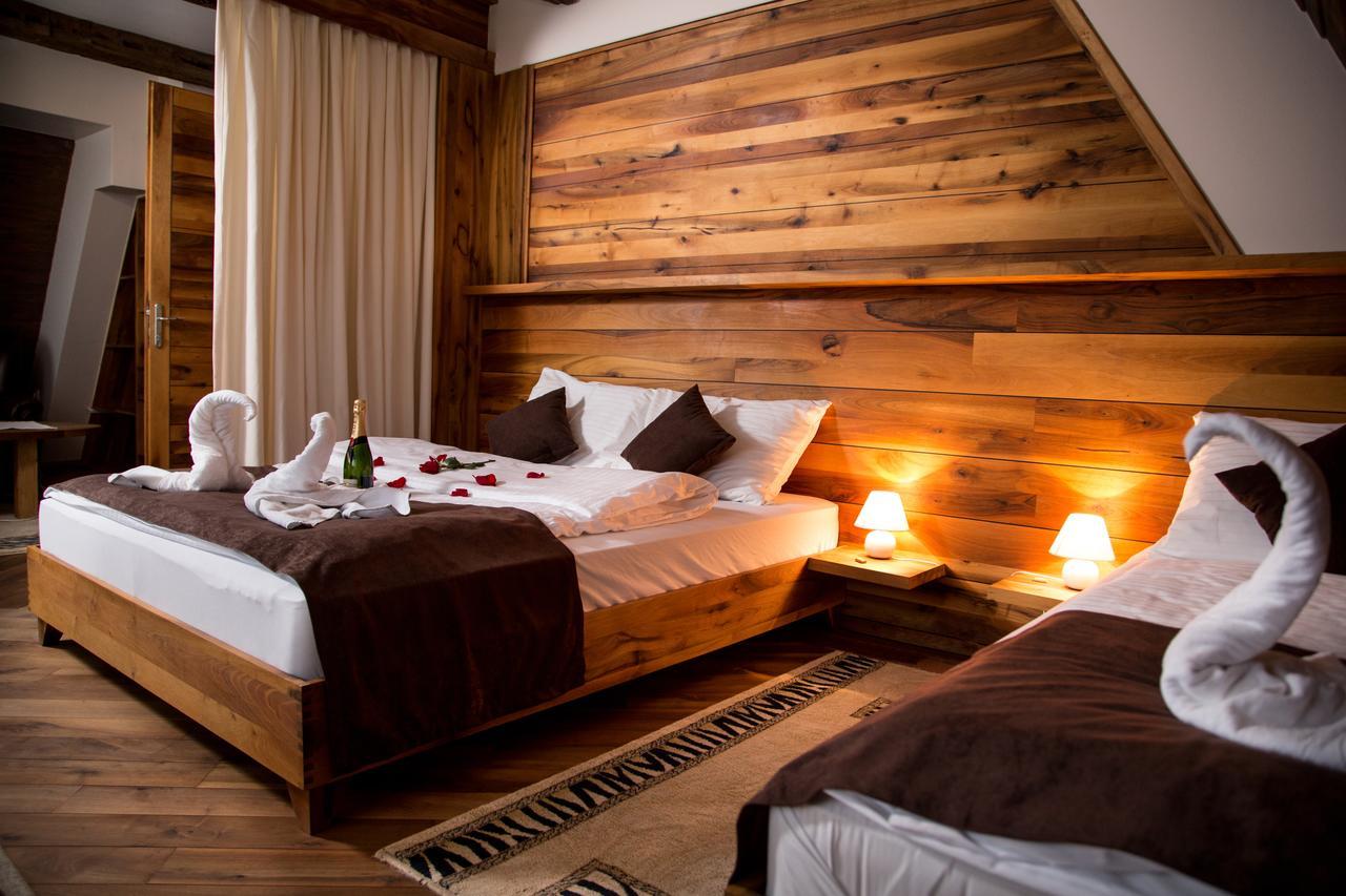 Hotel Babino Brdo Derventa エクステリア 写真