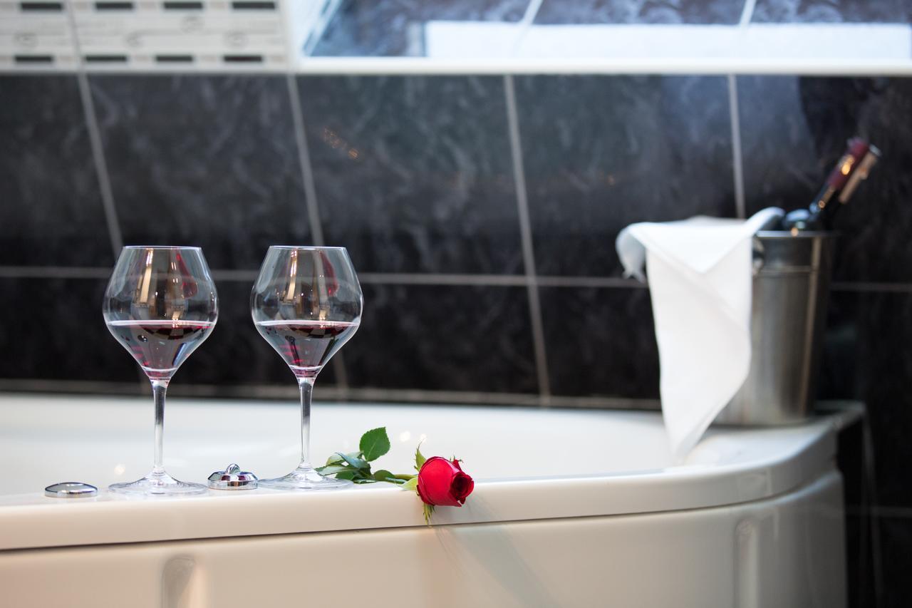 Hotel Babino Brdo Derventa エクステリア 写真