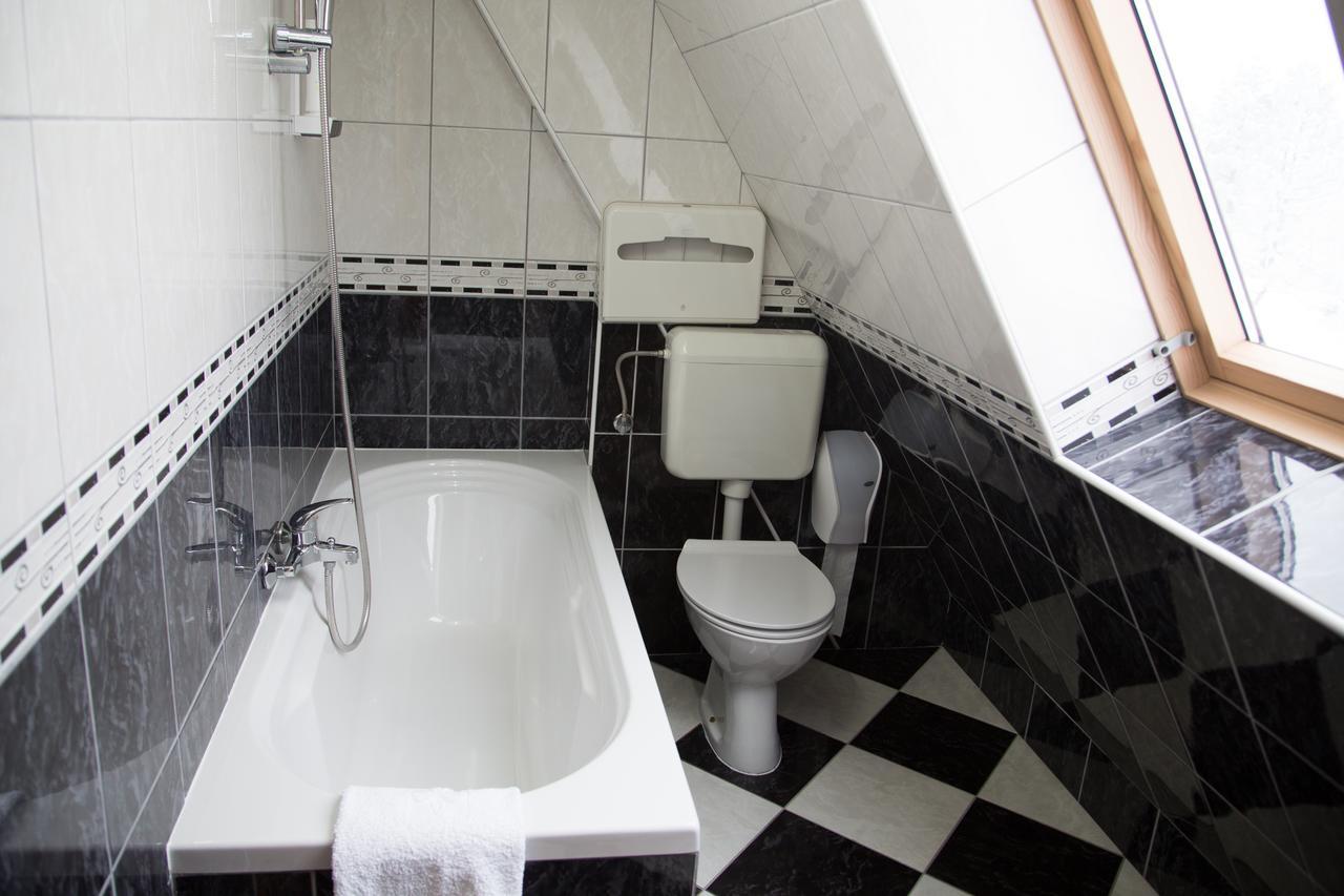 Hotel Babino Brdo Derventa エクステリア 写真